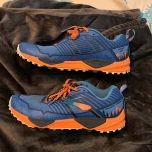 brooks cascadia pacific crest